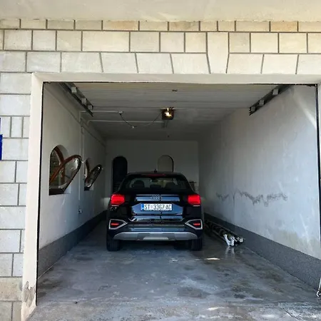 Apartamento Juma Jesenice (Split-Dalmatia)